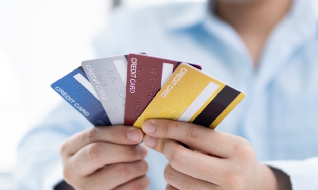 50 Million Credit Card Outsiders May Be Winners as Banks Bid for Their Business