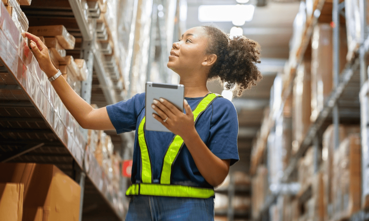 Wholesale Inventories Declined 0.5% in December, Matching Economists’ Expectations
