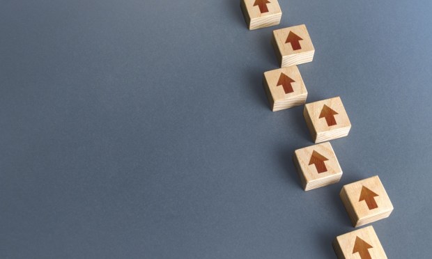 Step by Step, Benchmarking Tool Forges Working Capital Roadmap as CFOs Battle Uncertainty