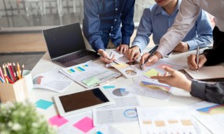 This Week in B2B: Embracing Complexity Is Transforming Back Offices