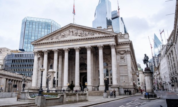 British Lenders Borrow $12.7 Billion From Country’s Central Bank