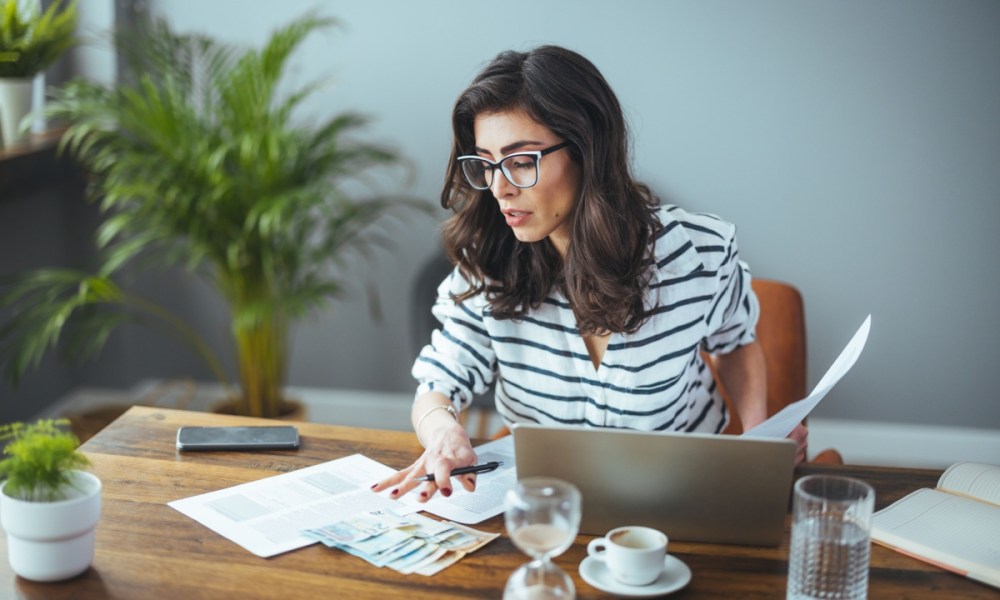 consumer sentiment, economy, inflation, savings