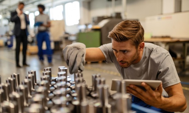 Only a Tiny Minority of SMBs Think Tariffs Will Have a Positive Impact on Operations