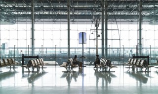 Airlines Report Bookings Drop Amid Macroeconomic Uncertainty