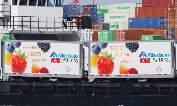 Albertsons’ Sales Tick Up as Shoppers ‘Tighten Their Pocket Books’