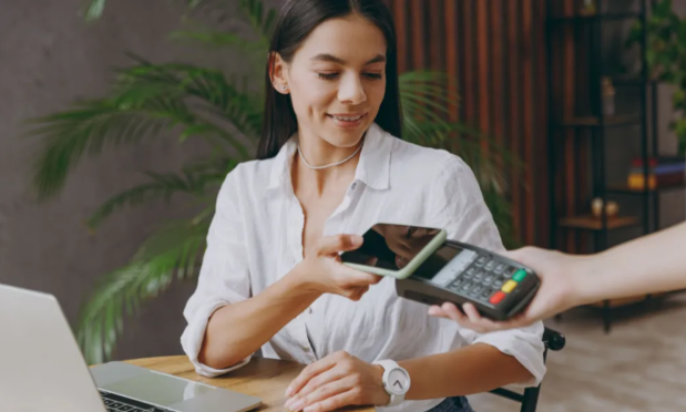 UK Consumers Trail Merchants in Digital Wallet Know-How