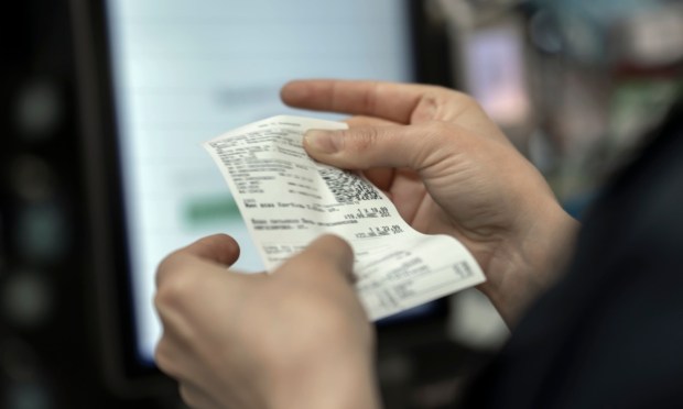 Walking the Pocketbook Tightrope: How Consumers Are Balancing Uncertainty and Spending