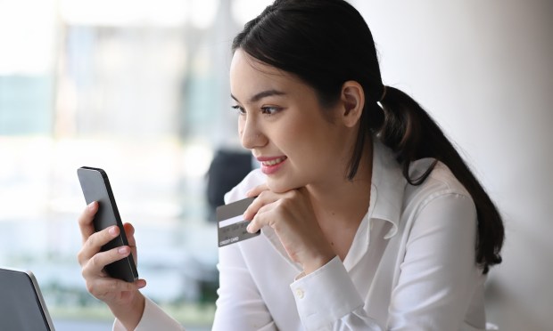 Merchants Eye Payment System Constraints as Consumers Embrace Mobile-First Shopping