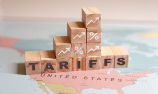 Retailers ‘Uncharacteristically Blunt’ in Telling Customers Tariffs Will Raise Prices