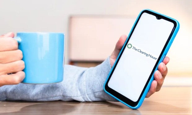 Real-Time Economy Reshapes Payment Strategies for Merchants and Banks