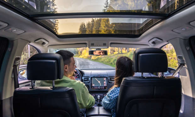 US Travelers Hit the Road as Flight Costs Climb