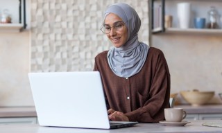 47% of Consumers Check Customer Feedback Before Buying Recommended Items