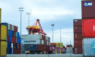 Tariffs Force 81% of Middle-Market CFOs to Abandon Long-Term Investments for Short-Term Tactics