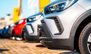 New-Vehicle Transaction Prices Rise as Tariff Talk Causes ‘Buying Frenzy’