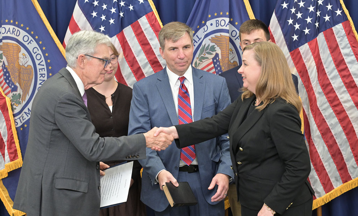 Fed Vice Chair May Seek Regulatory Rollbacks for Smaller Banks