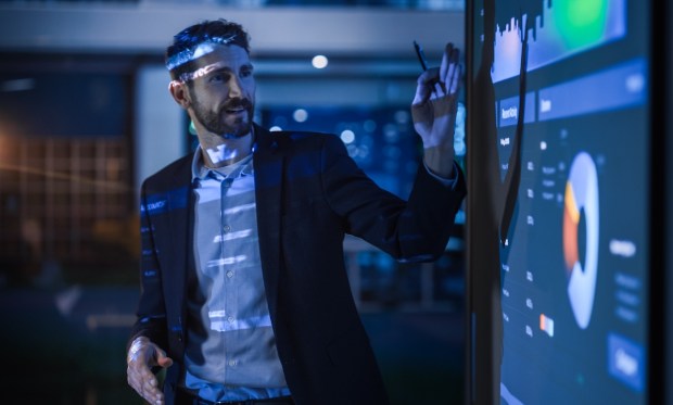 AI Enables Small Businesses to Reduce Number of Middle Managers