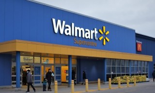 Walmart Sees AI as ‘Key Enabler’ for Its Store Employees