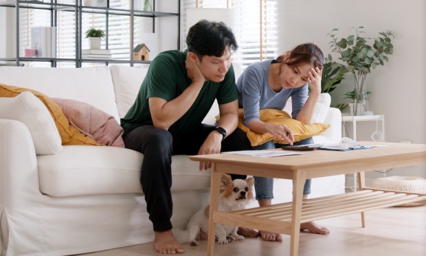 Household Net Worth Declined 0.9% After Stock Market Sell-Off