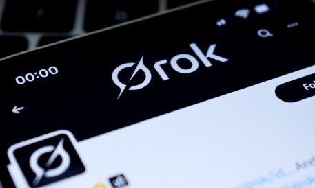 Grok Puts the AI Assistant Between Consumers and Their Banks