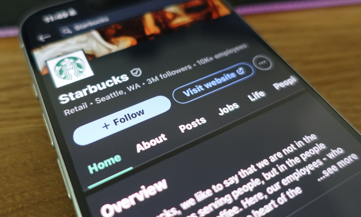 Starbucks Revitalization Initiative to Shift to App and Rewards