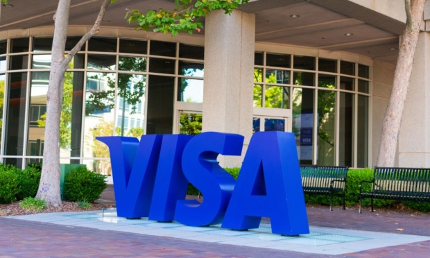 Visa CEO Sees AI and Stablecoins Powering Tomorrow’s Digital Payments