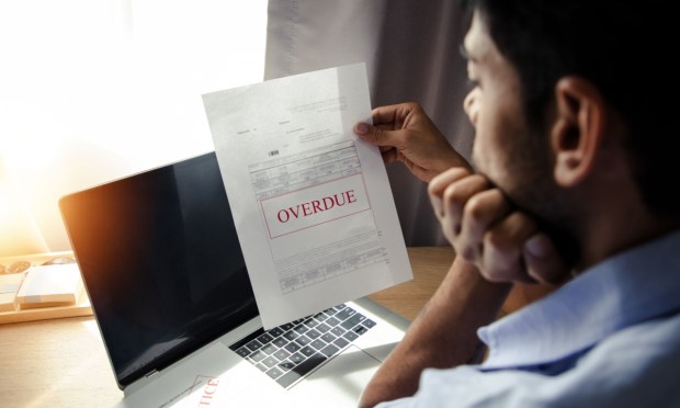 US Credit Card Delinquencies Creep Up Past Pre-COVID Levels