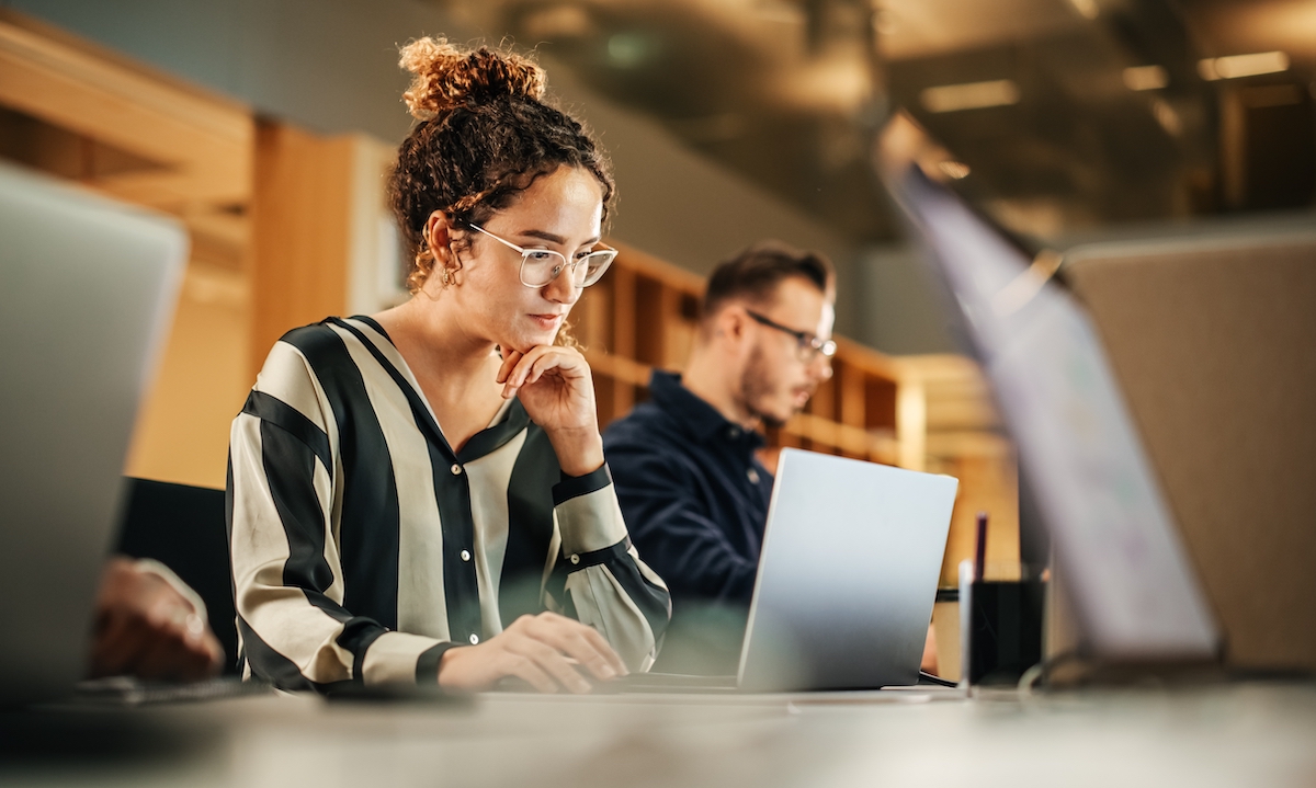 AI Advancements Hinder Young Workers’ Job Prospects