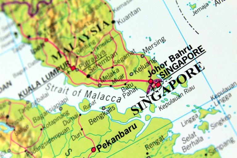 Phones Overtake Cards as Singapore’s Favorite Checkout Tool