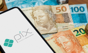 Pix app and Brazilian cash