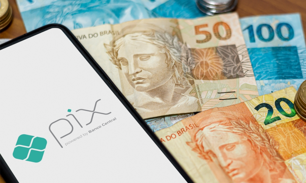 Pix app and Brazilian cash
