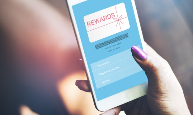 Digital Wallets Push Gift Cards Into the Mainstream