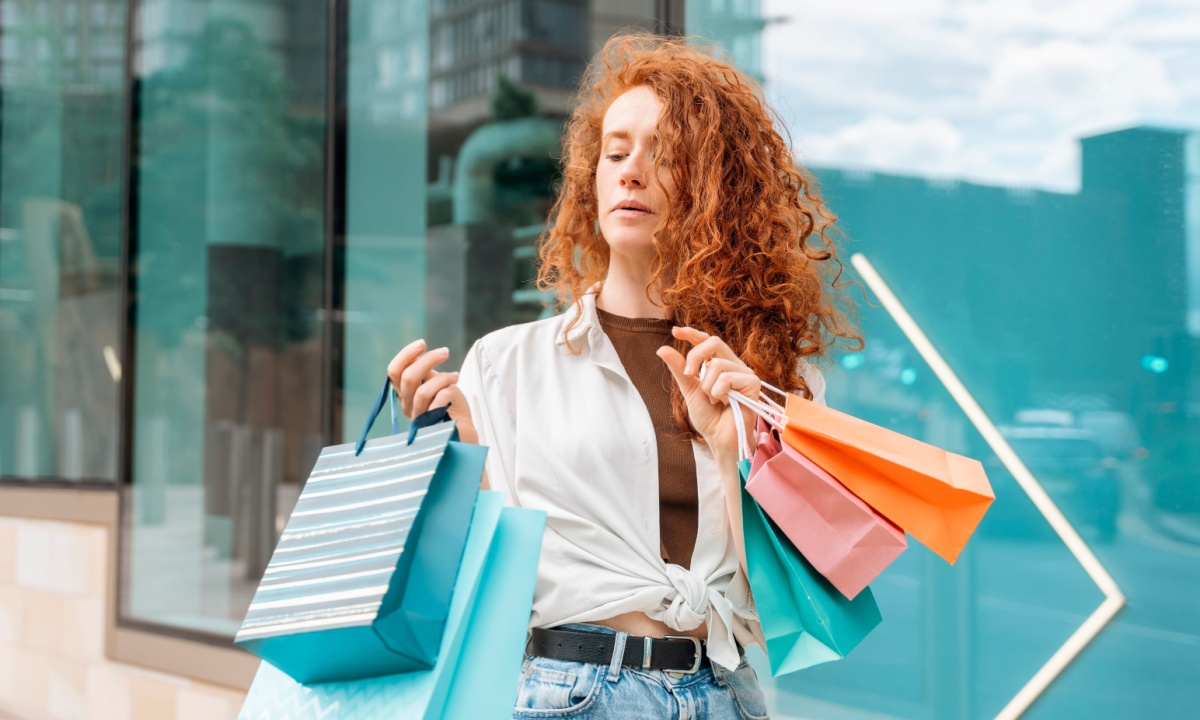 Retail Sales Rise in Summer, Dining Out Declines