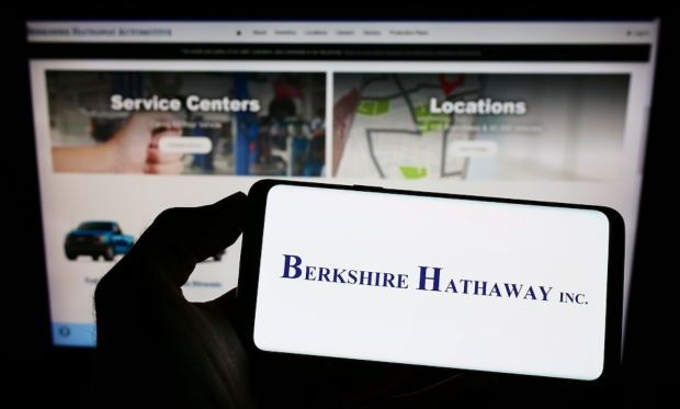 Tariff Uncertainty Helps Drive Down Berkshire Hathaway Profits
