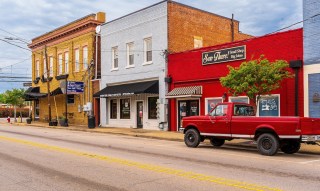 Study Finds 82% of Small Businesses Bet They’ll Survive, but Higher Costs Still Bite