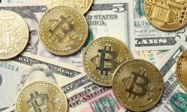 WisdomTree Chief Economist Jeremy Siegel Says Bitcoin Threatens Dollar Dominance