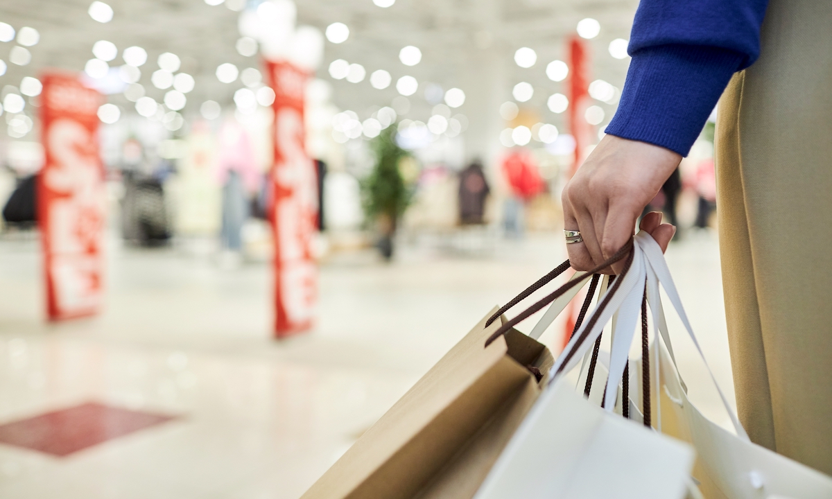 Consumer Spending Growth Slows to 4-Year Low