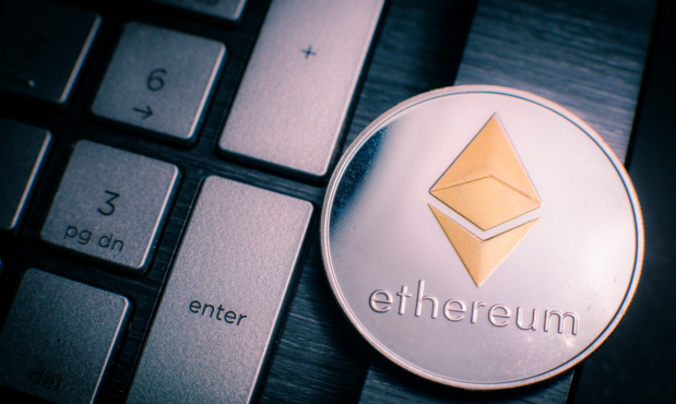 Ether Falls Amid $140 Billion Crypto Market Downturn