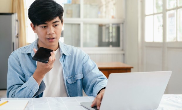 Scientists Say AI Voices Now Match Humans