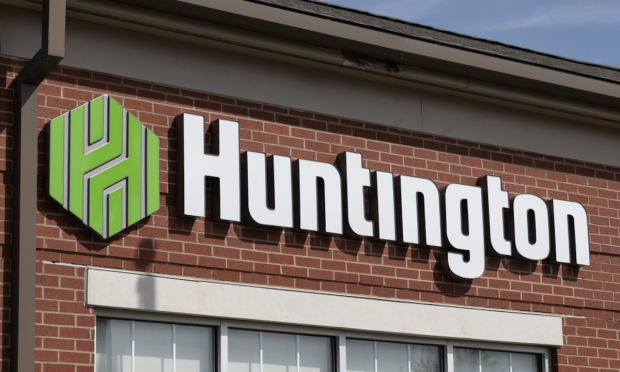 Huntington Acquires Cadence Bank for $7.4 Billion