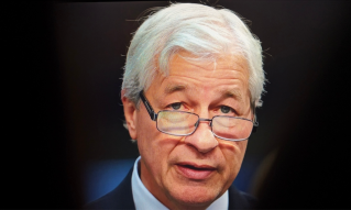 JPMorgan CEO Sounds Alarm on Auto Market Bankruptcies