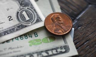 Banks and Retailers Face Challenges as Pennies Become Scarce