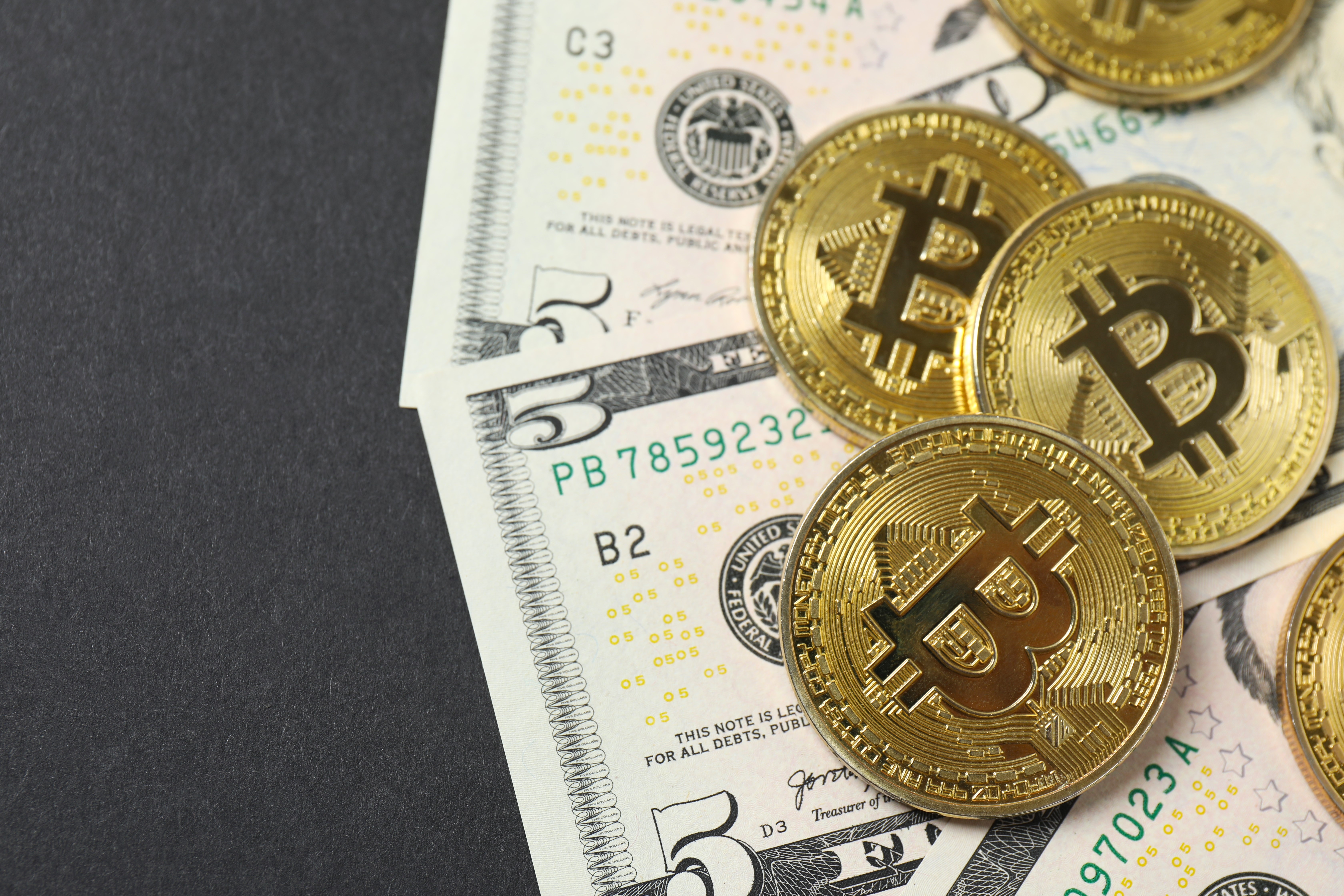 Digital Asset Investment Products See $921 Million Inflows