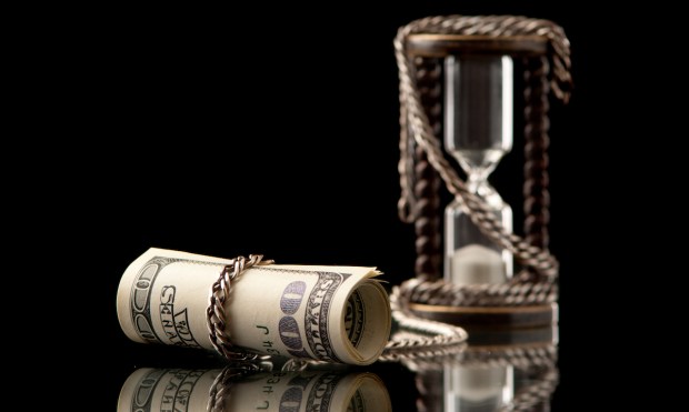 The Weekly Pay Cycle Loses Steam as Employees Expect Instant Paychecks