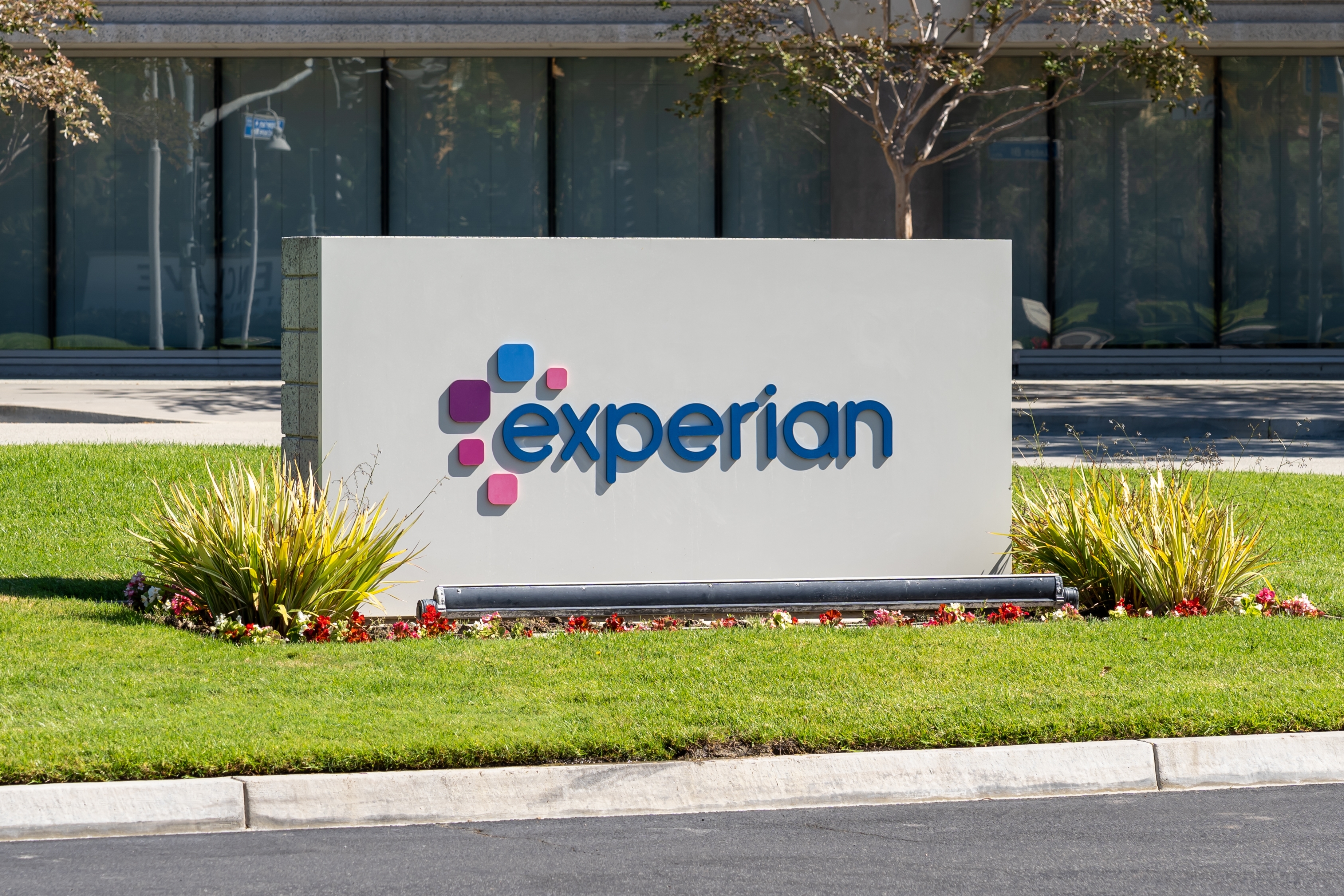 Experian Deploys ChatGPT App to Capture Personal Loan Shoppers