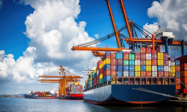 AI Splits Growth From Labor in Global Logistics