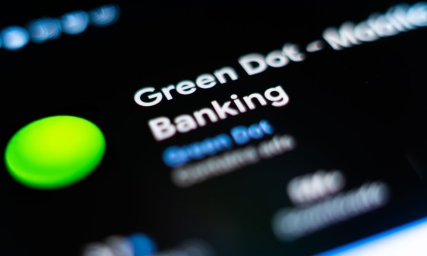 Green Dot Lifts Guidance on B2B Strength, Embedded Finance