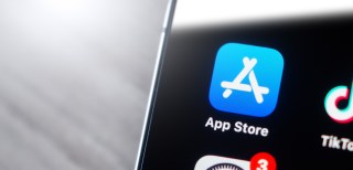 Apple Launches Mini Apps Partner Program, Halves App Store Fees to 15%