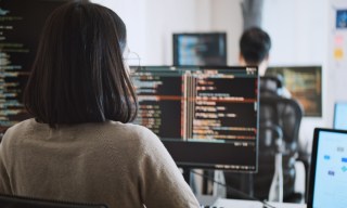 Making Sense of Data Protection Assessments for B2B Firms