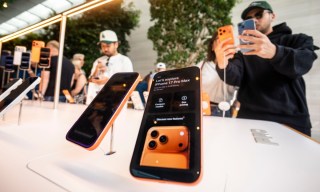 Apple Planning Largest-Ever Upgrade to iPhone
