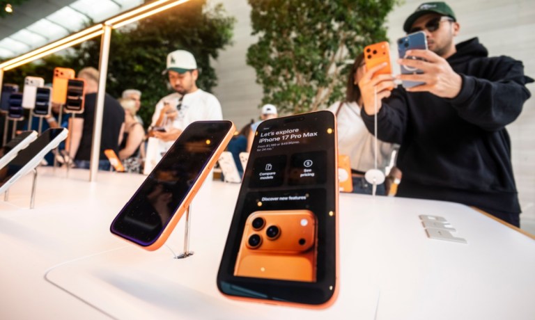 Apple Planning Largest-Ever Upgrade to iPhone